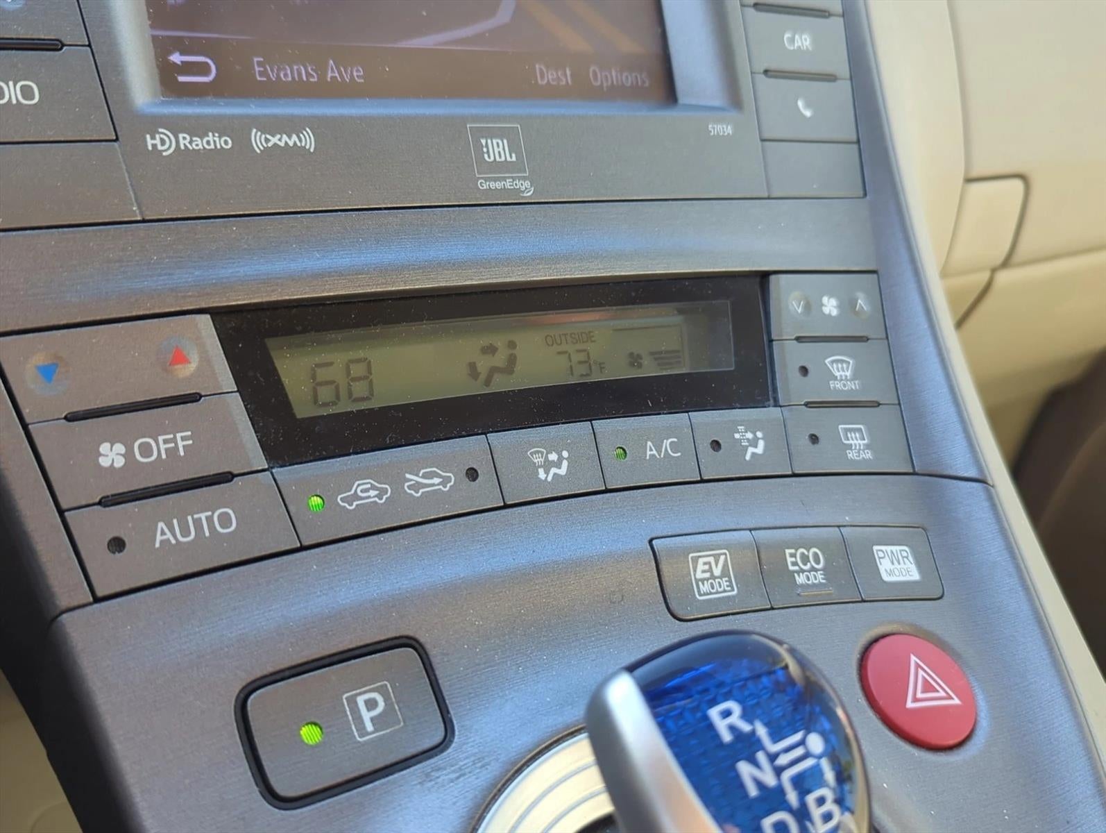 2014 Toyota Prius 5dr HB Four (Natl)