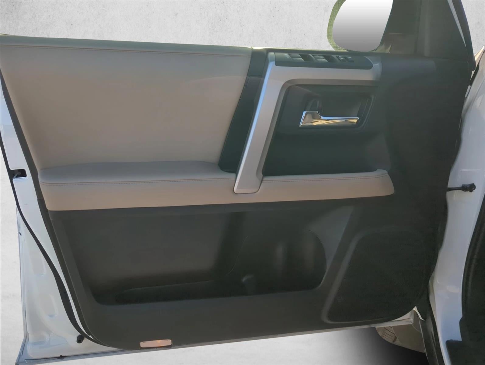 2023 Toyota 4Runner SR5 Premium 2WD (Natl)