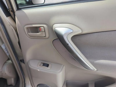 2005 Toyota RAV4 Base