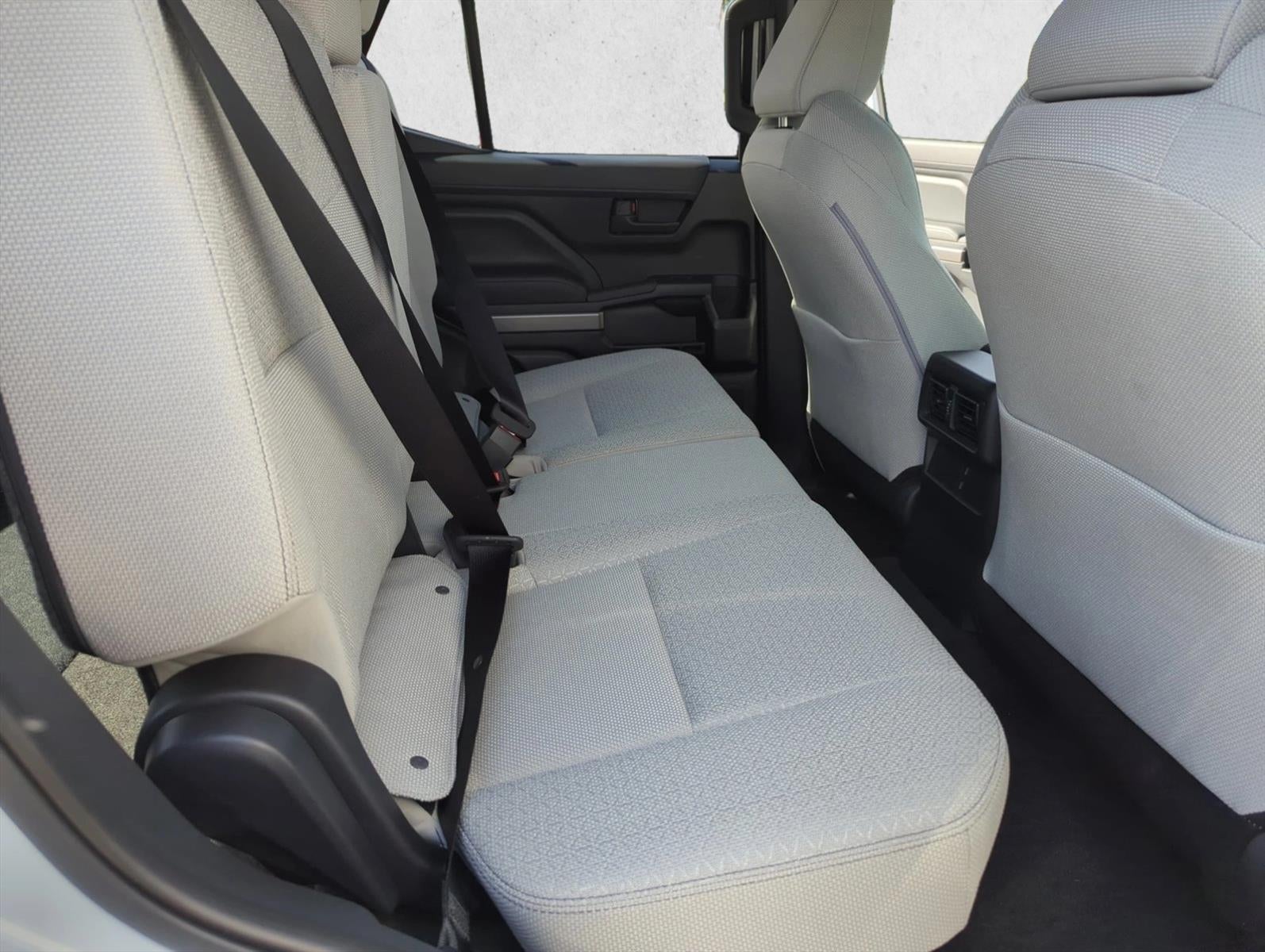 2025 Toyota 4Runner SR5 4WD (GS)