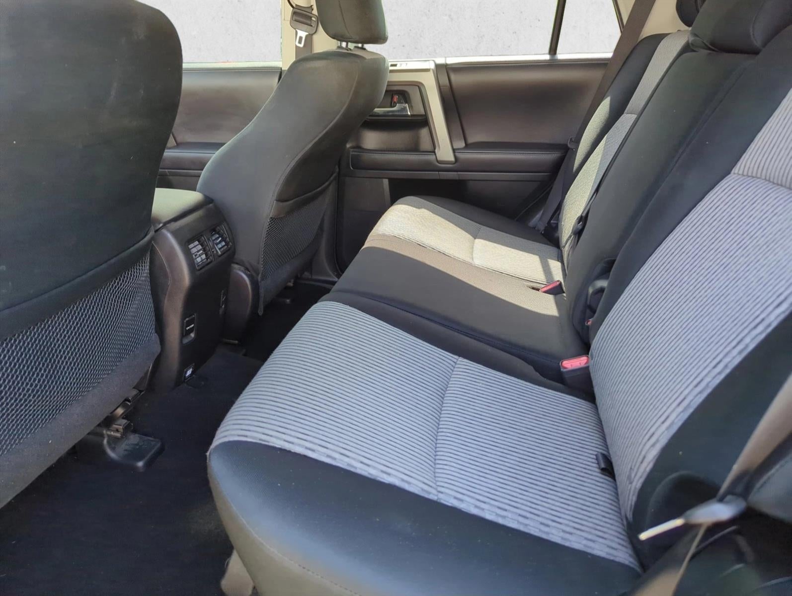 2018 Toyota 4Runner SR5 2WD (Natl)