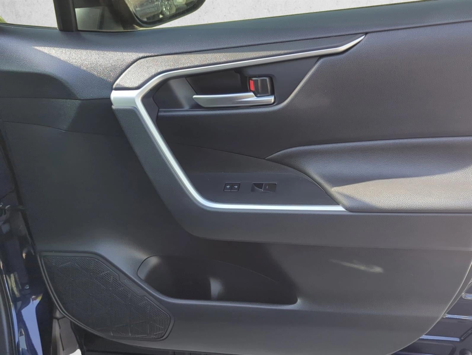 2024 Toyota RAV4 Hybrid XLE Premium AWD (Natl)