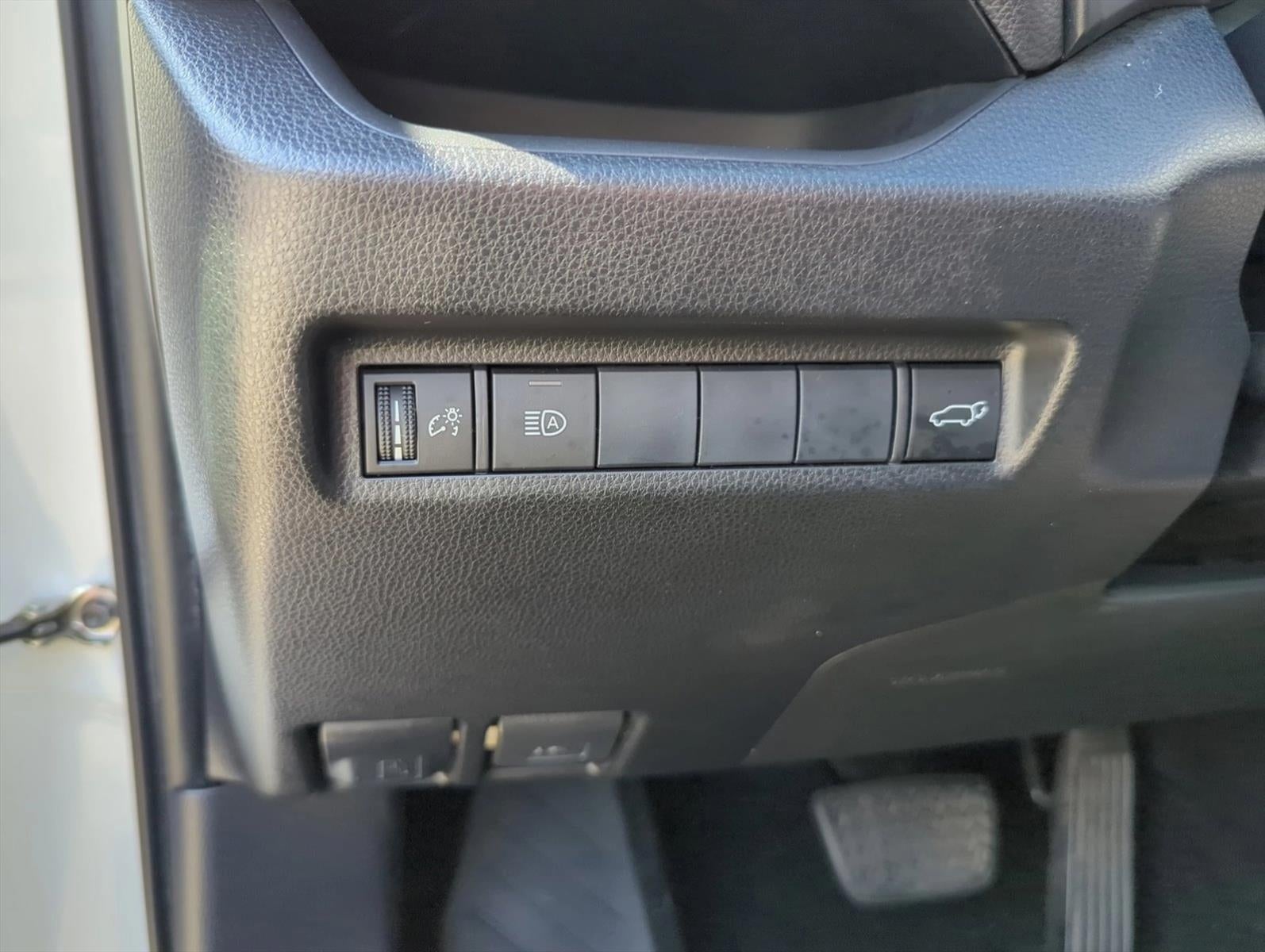 2019 Toyota RAV4 XLE Premium FWD (Natl)