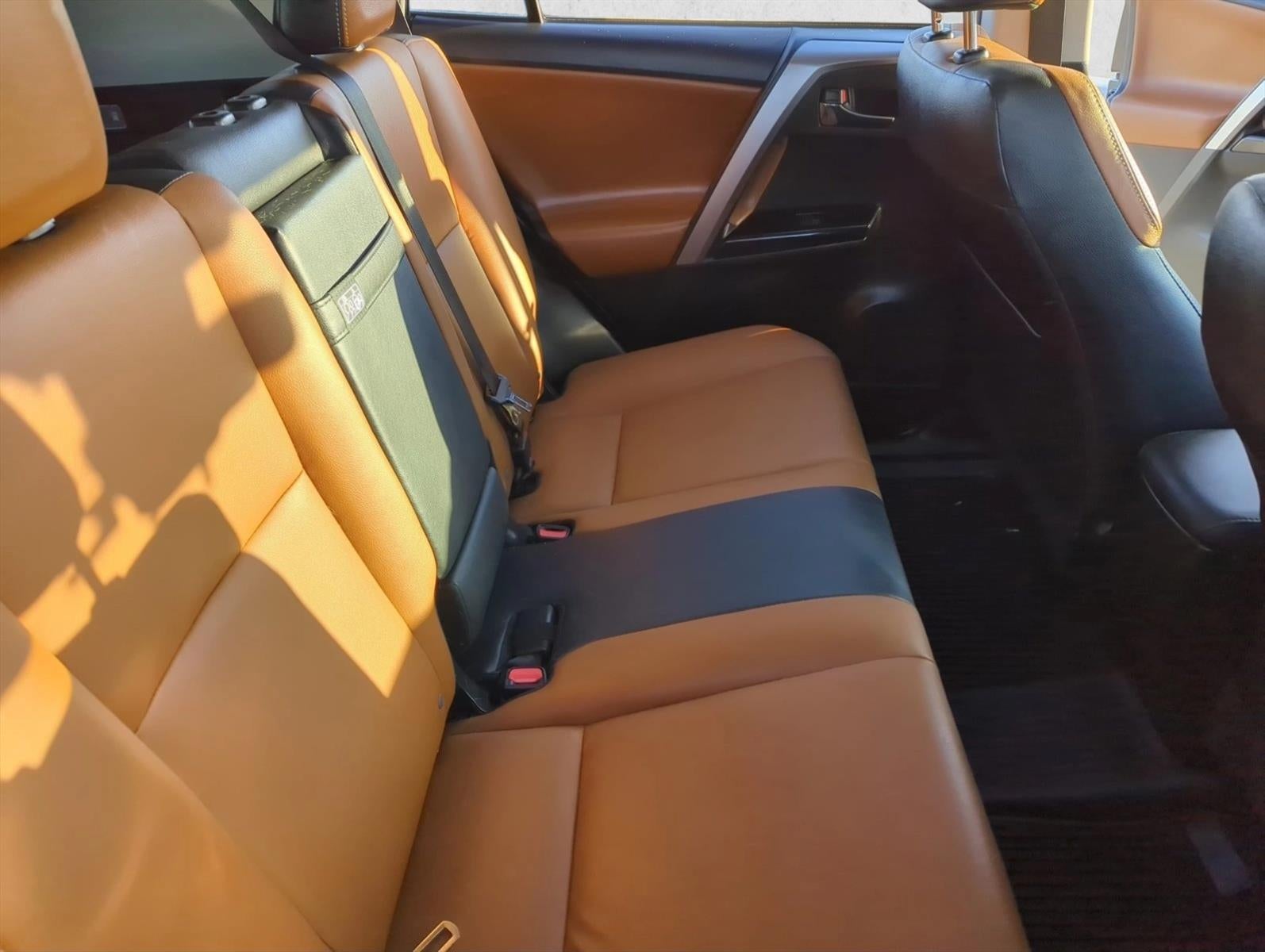 2018 Toyota RAV4 Hybrid Limited AWD (Natl)