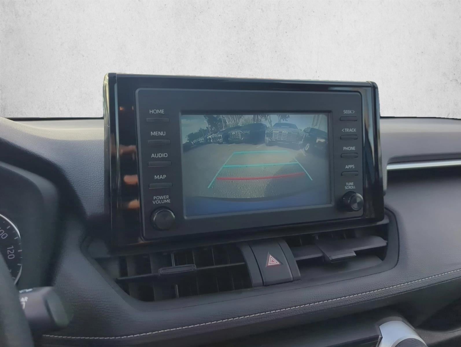 2019 Toyota RAV4 LE FWD (GS)