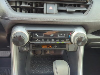 2019 Toyota RAV4 LE FWD (GS)
