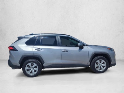 2020 Toyota RAV4 LE FWD (GS)