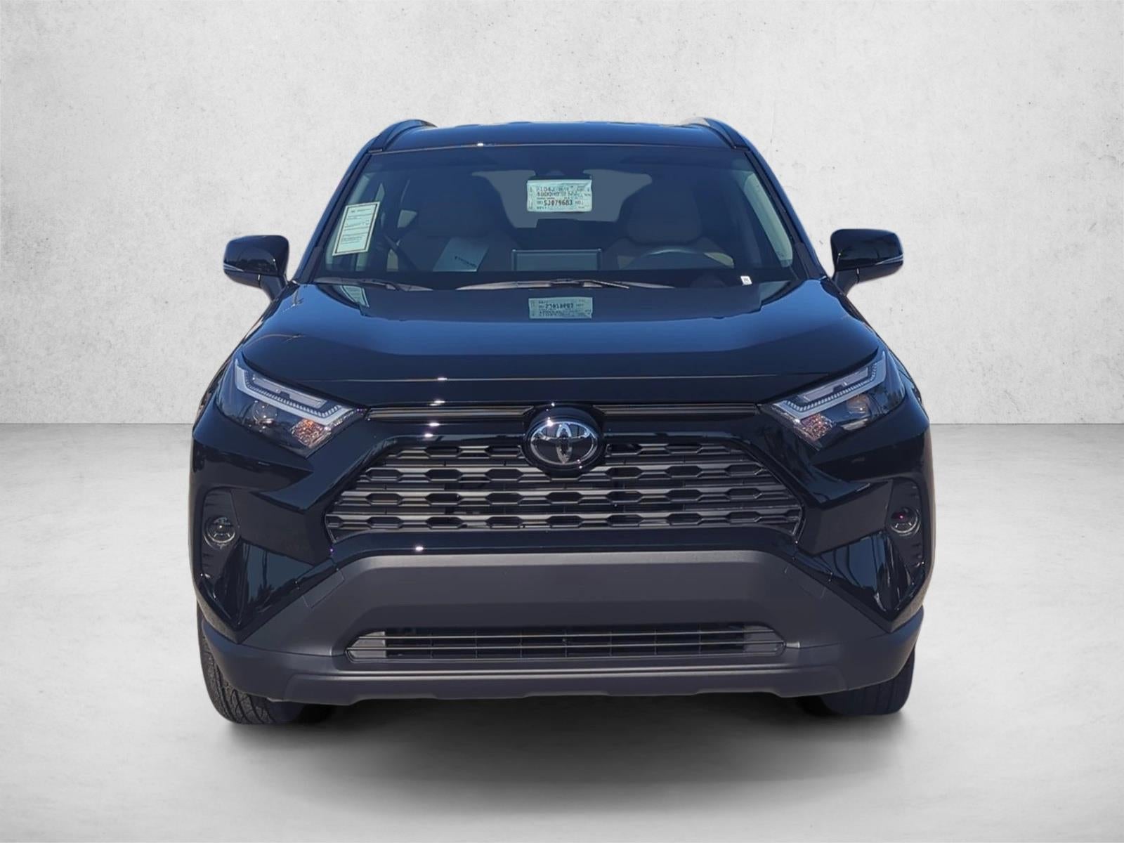 2025 Toyota RAV4 Hybrid XLE AWD (Natl)