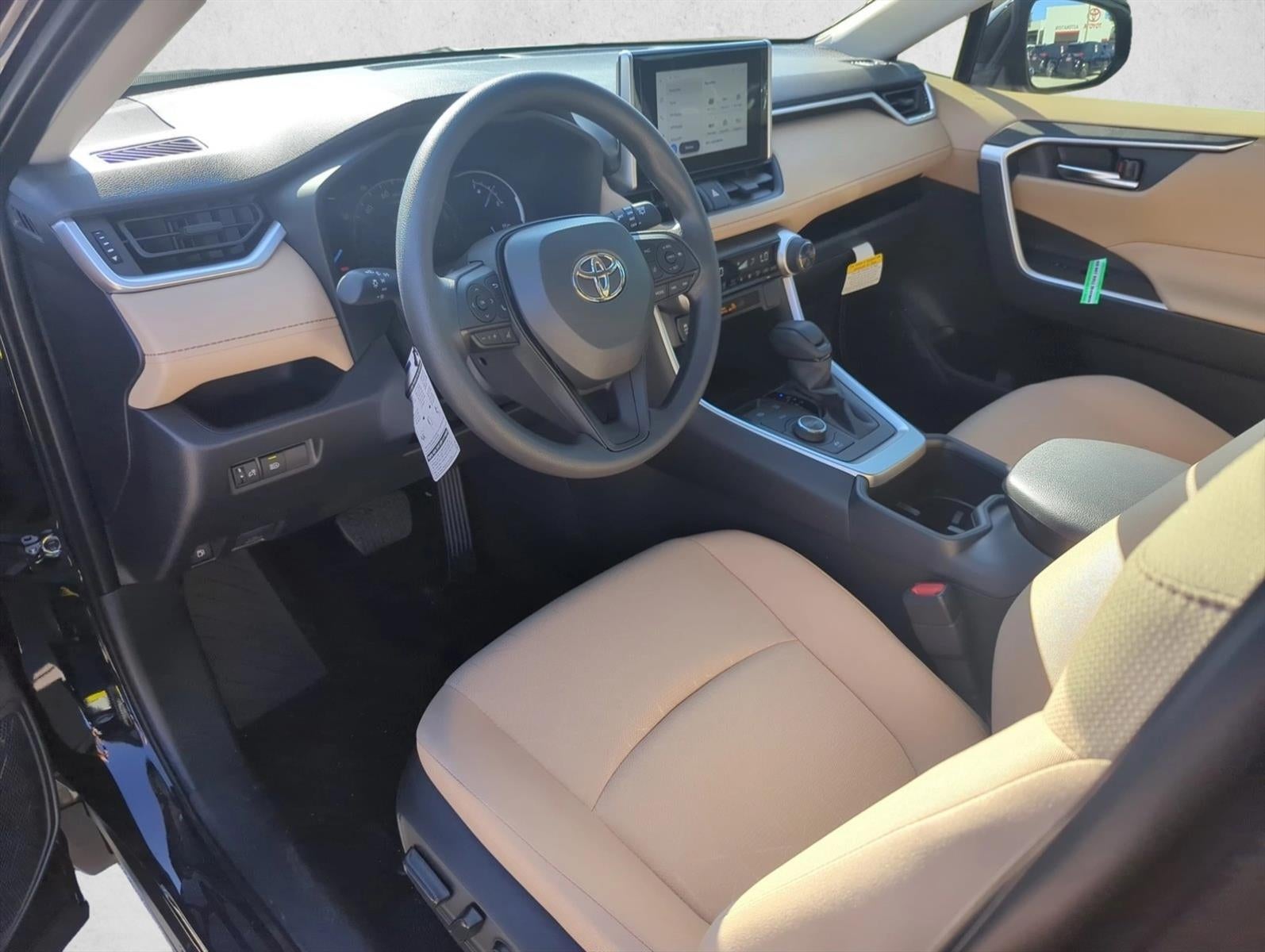 2025 Toyota RAV4 Hybrid XLE AWD (Natl)