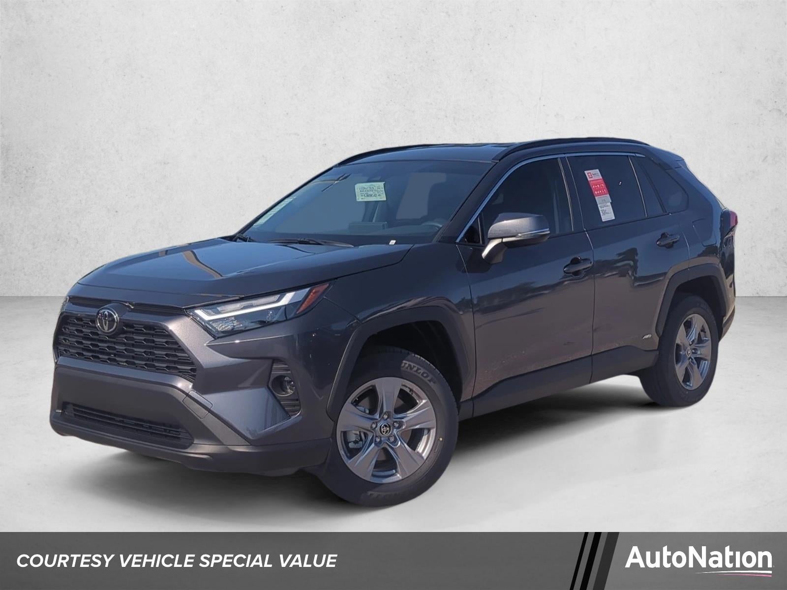 2025 Toyota RAV4 Hybrid XLE AWD (Natl)