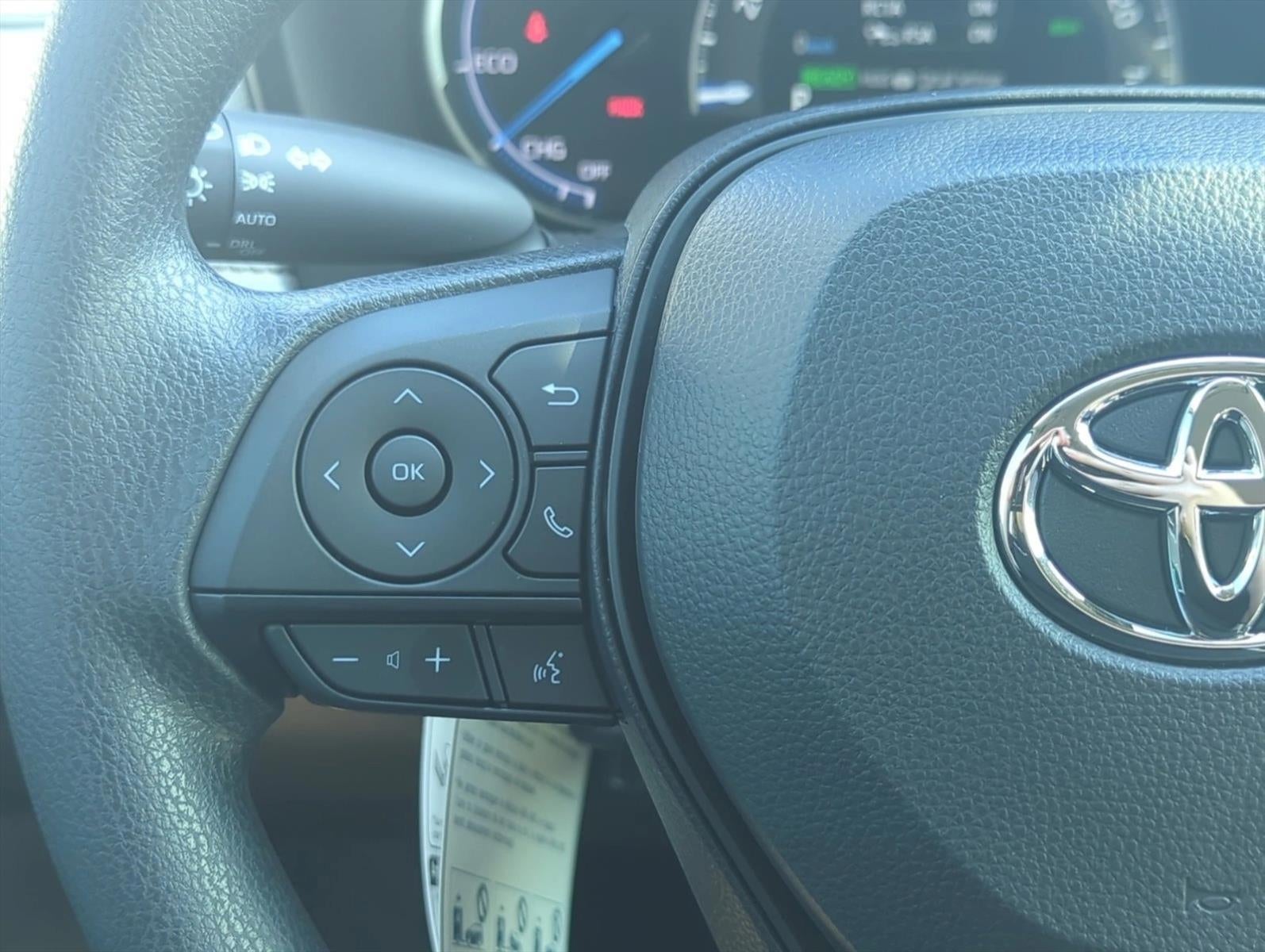 2025 Toyota RAV4 Hybrid XLE AWD (Natl)