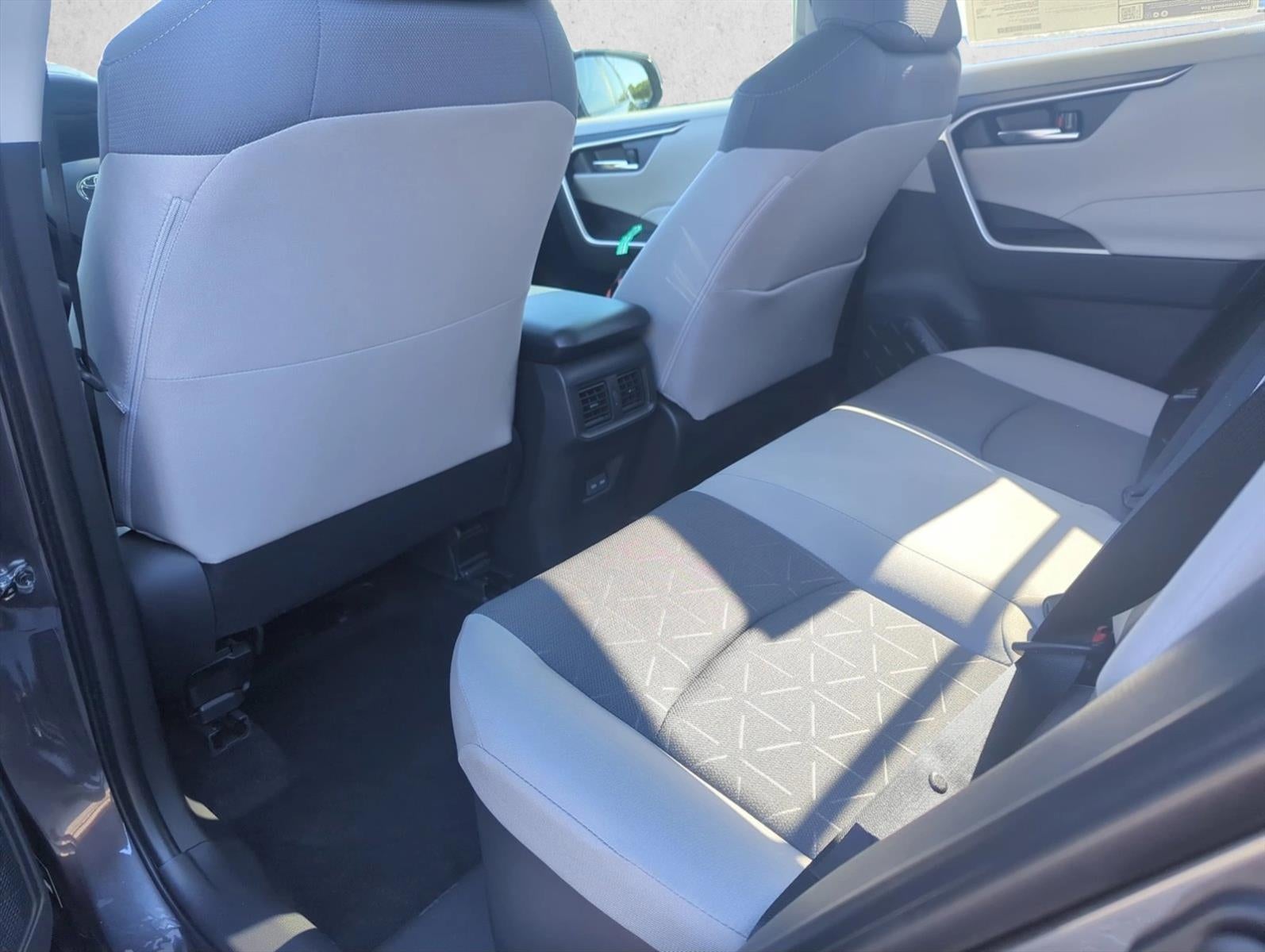 2025 Toyota RAV4 Hybrid XLE AWD (Natl)