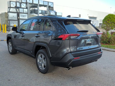 2025 Toyota RAV4 Hybrid XLE AWD (Natl)