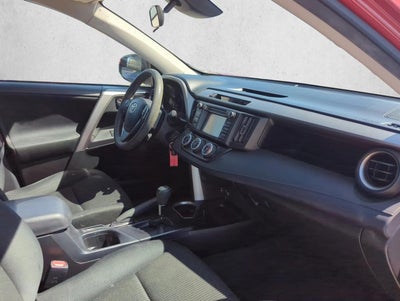 2017 Toyota RAV4 LE FWD (GS)