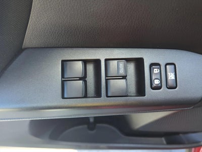 2017 Toyota RAV4 LE FWD (GS)