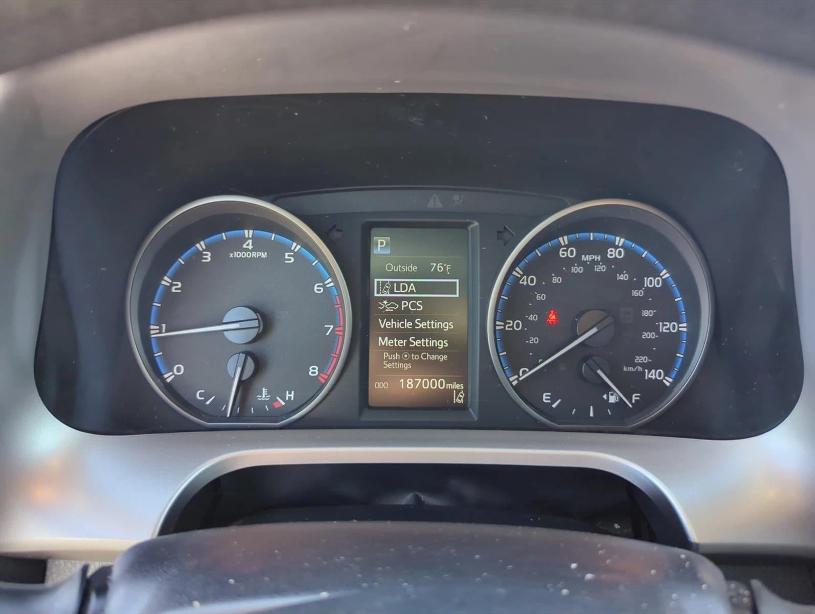 2017 Toyota RAV4 LE FWD (GS)