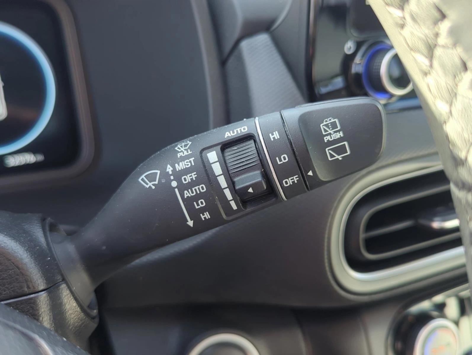 2022 Hyundai KONA Limited DCT FWD