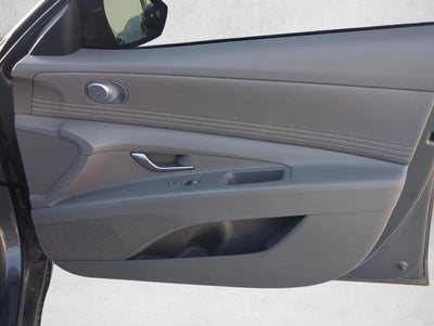 2025 Hyundai ELANTRA SEL Sport IVT