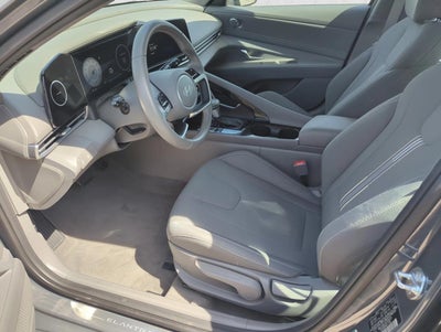 2025 Hyundai ELANTRA SEL Convenience IVT
