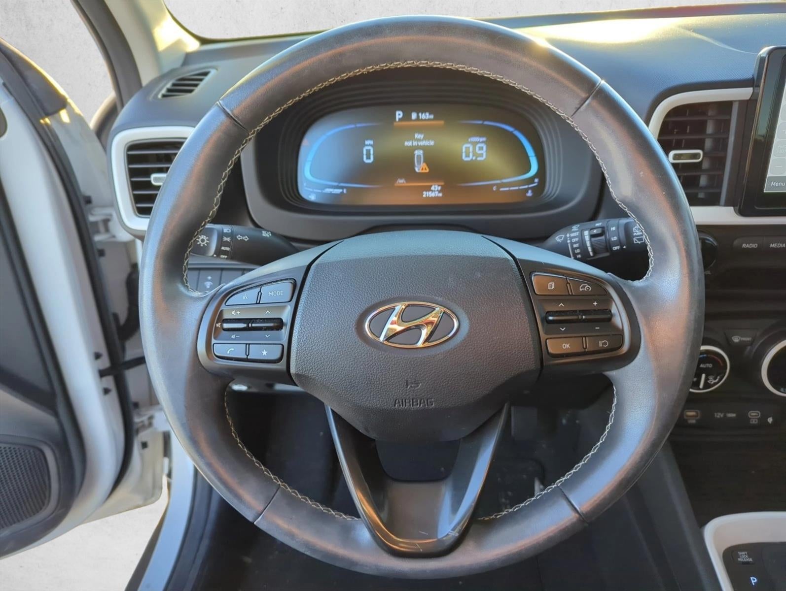 2023 Hyundai VENUE Limited IVT