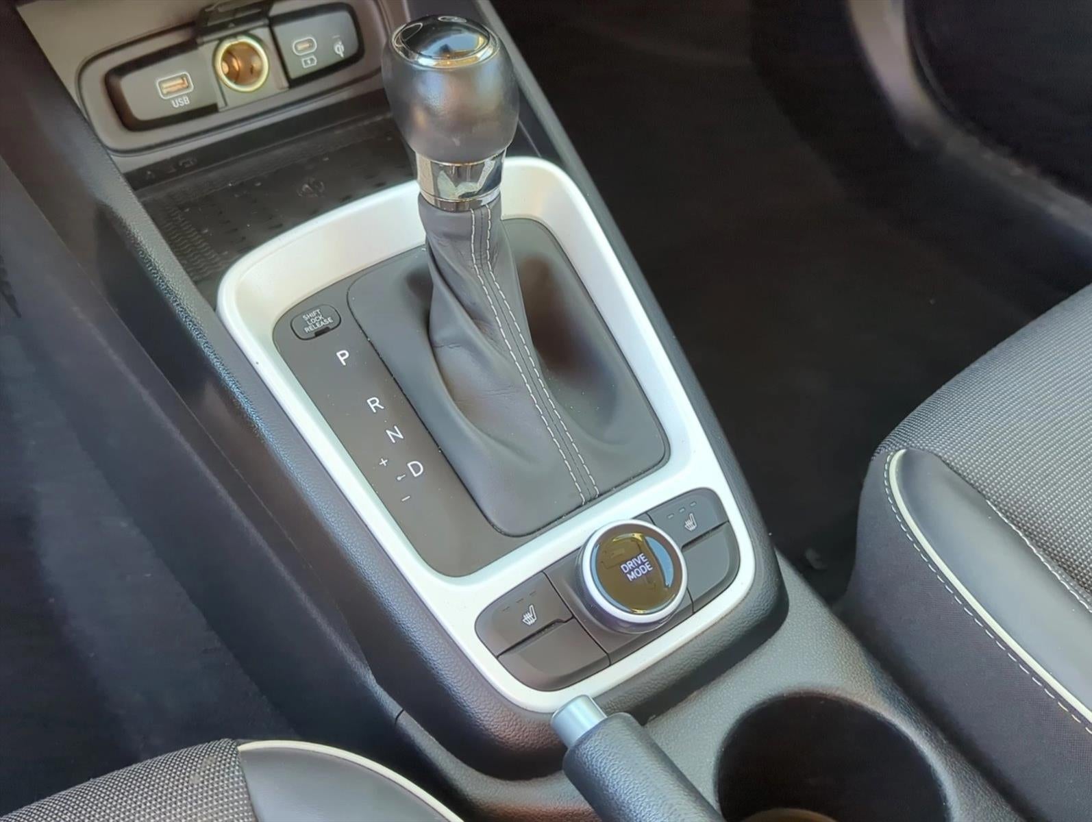 2024 Hyundai VENUE Limited IVT