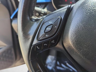 2019 Toyota C-HR XLE FWD (Natl)