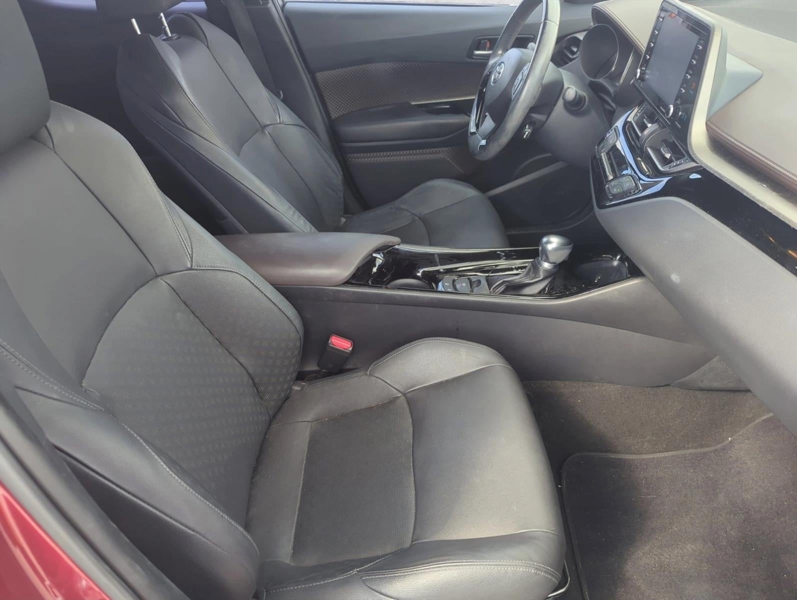 2019 Toyota C-HR Limited FWD (Natl)