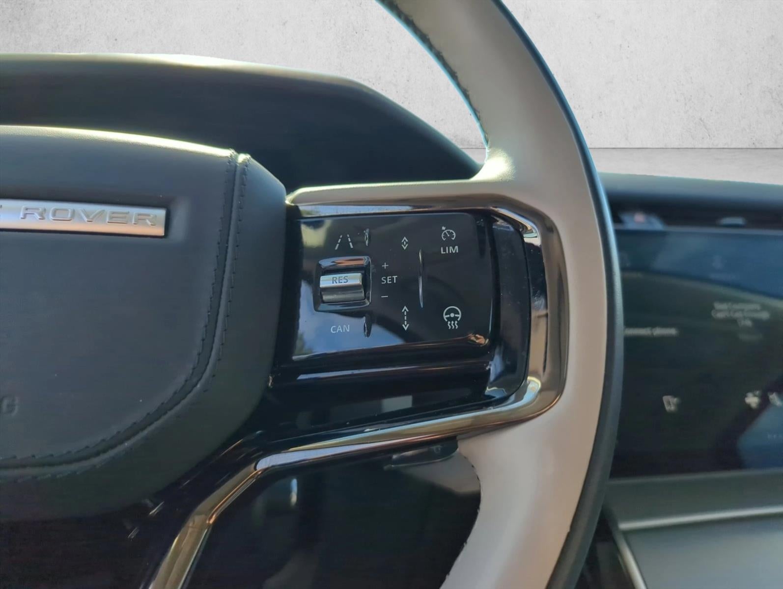 2025 Land Rover Range Rover Velar P250 S