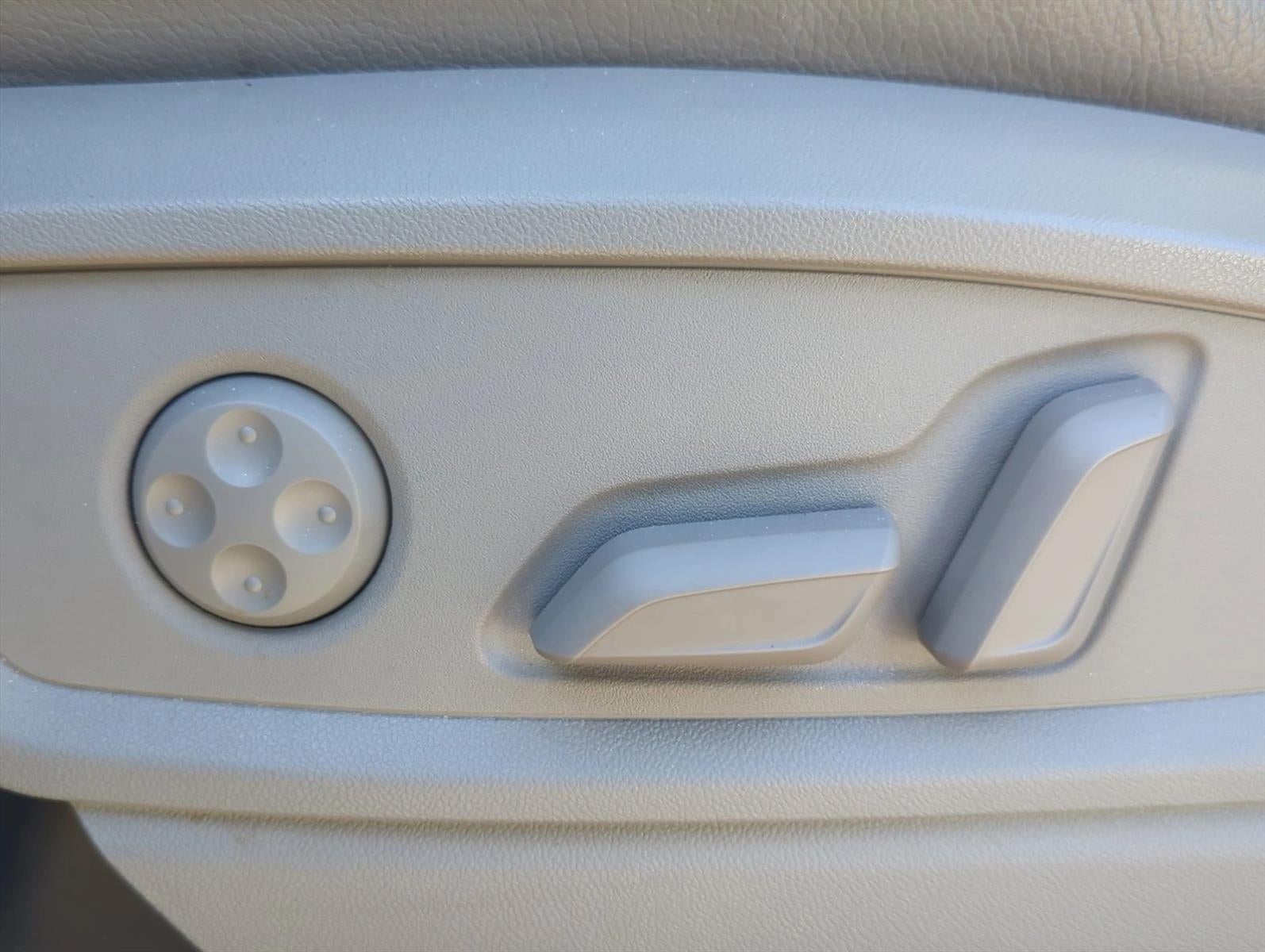 2020 Audi Q5 Premium Plus 45 TFSI quattro