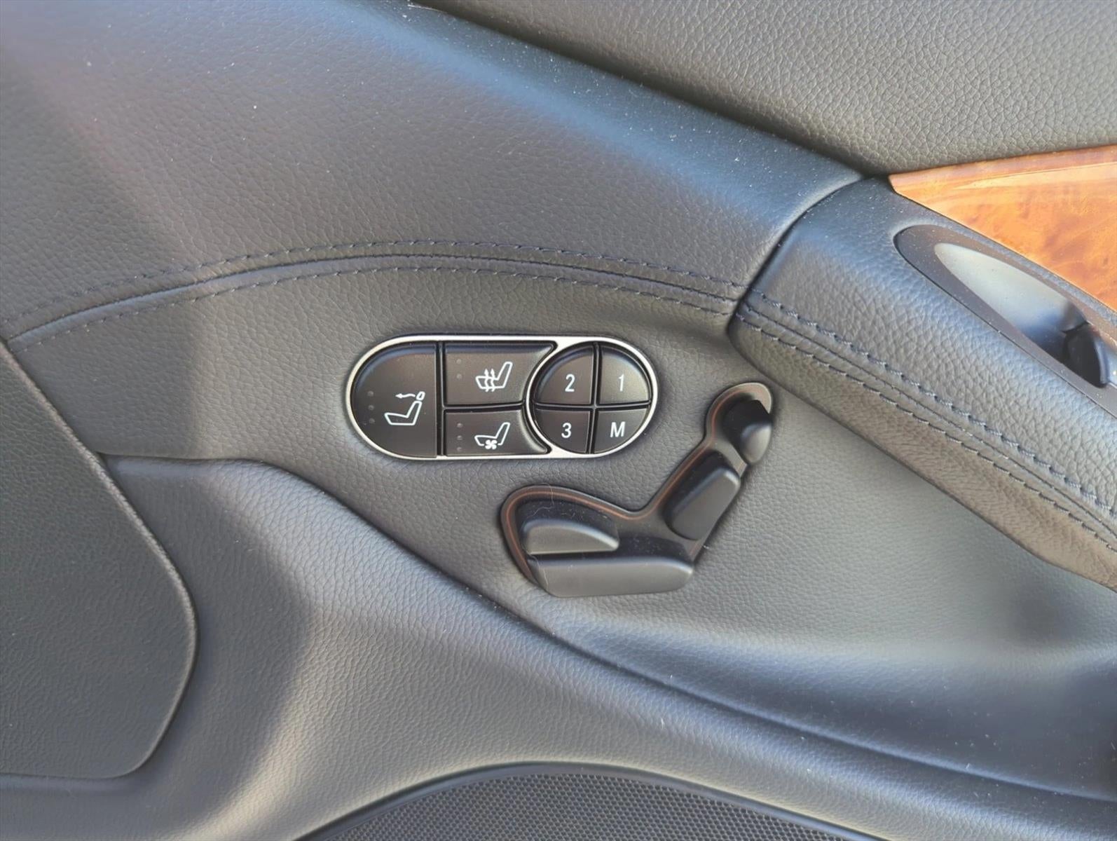 2009 Mercedes-Benz SL-Class SL 550