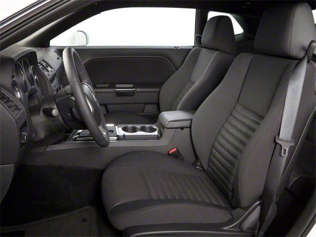 2012 Dodge Challenger 2dr Cpe SXT Plus