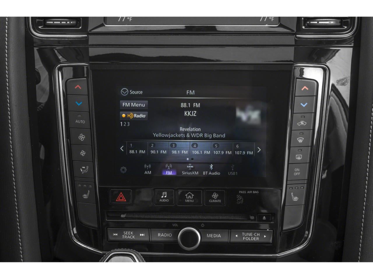 2021 INFINITI QX80 LUXE