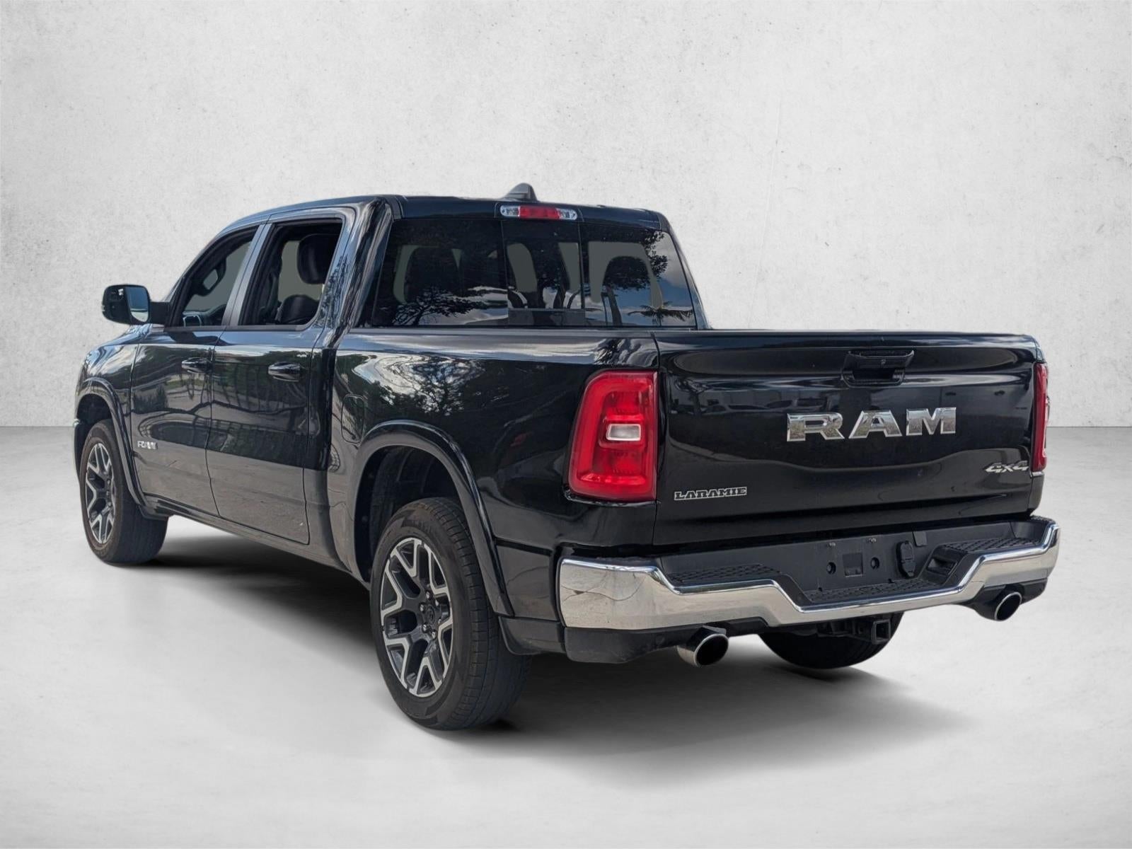 2025 RAM 1500 Laramie 4x4 Crew Cab 5'7" Box