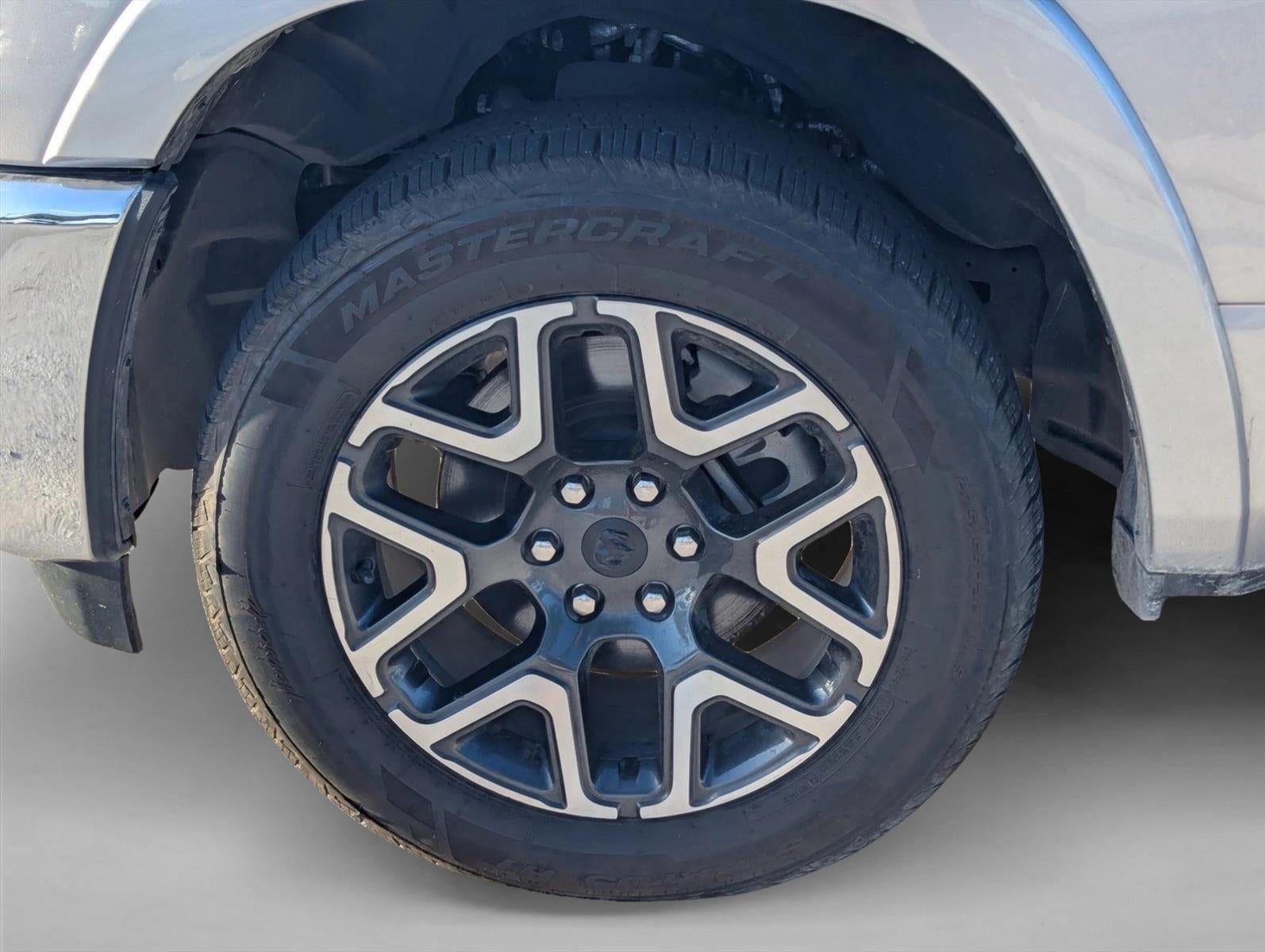 2025 RAM 1500 Laramie 4x4 Crew Cab 5'7" Box