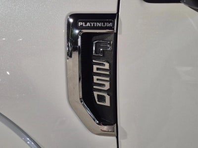 2022 Ford Super Duty F-250 SRW Platinum 4WD Crew Cab 6.75' Box