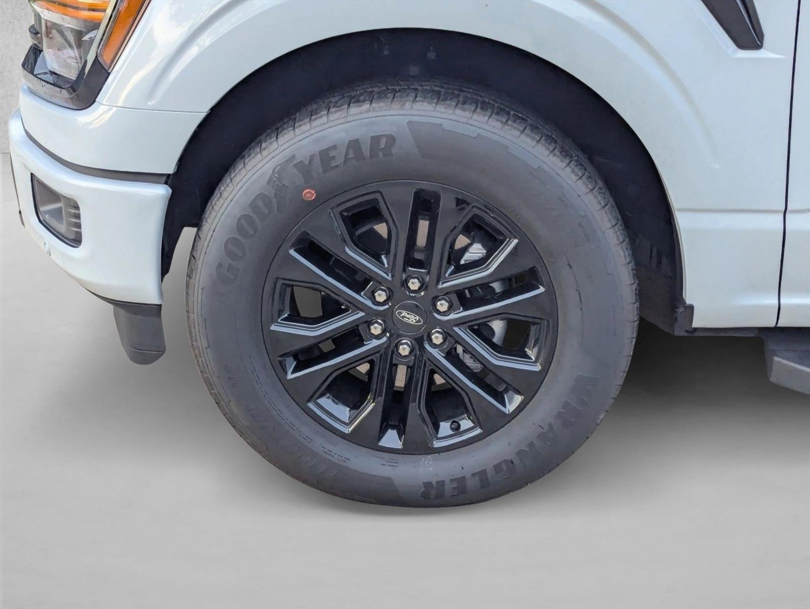 2025 Ford F-150 XLT 2WD SuperCrew 5.5' Box