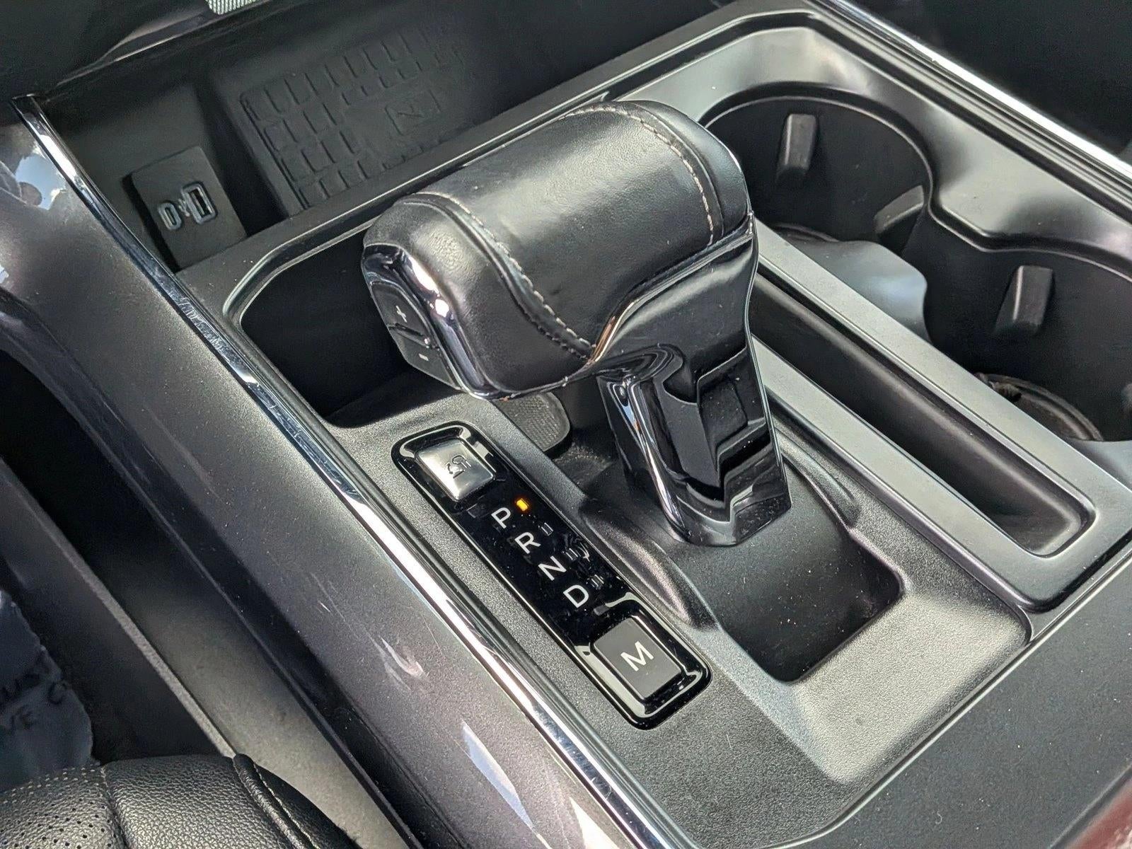 2022 Ford F-150 LARIAT 4WD SuperCrew 5.5' Box
