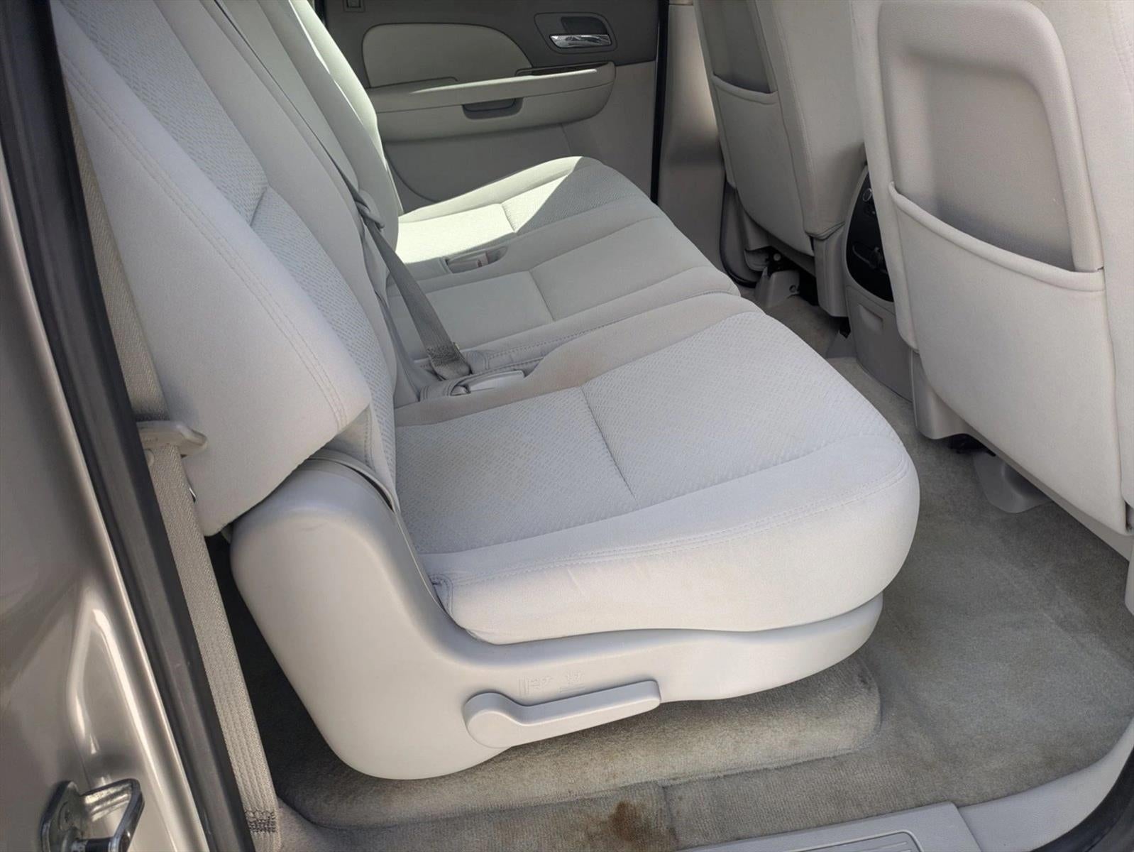 2008 Chevrolet Suburban 2WD 4dr 1500 LT w/1LT