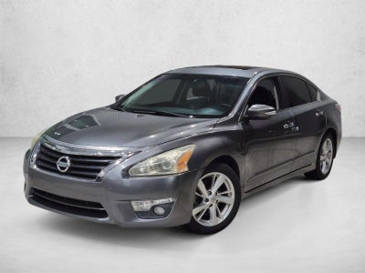 2014 Nissan Altima 4dr Sdn I4 2.5 SV