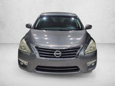 2014 Nissan Altima 4dr Sdn I4 2.5 SV