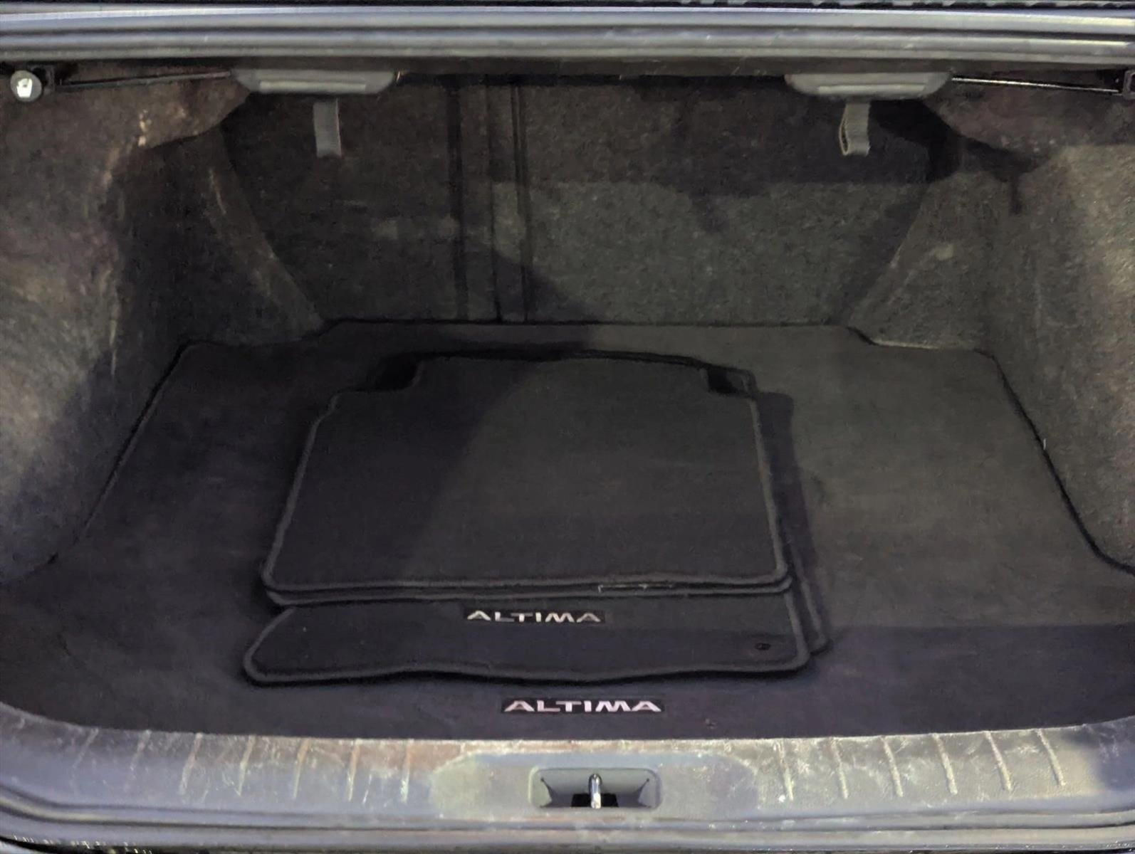 2021 Nissan Altima 2.5 SV Sedan