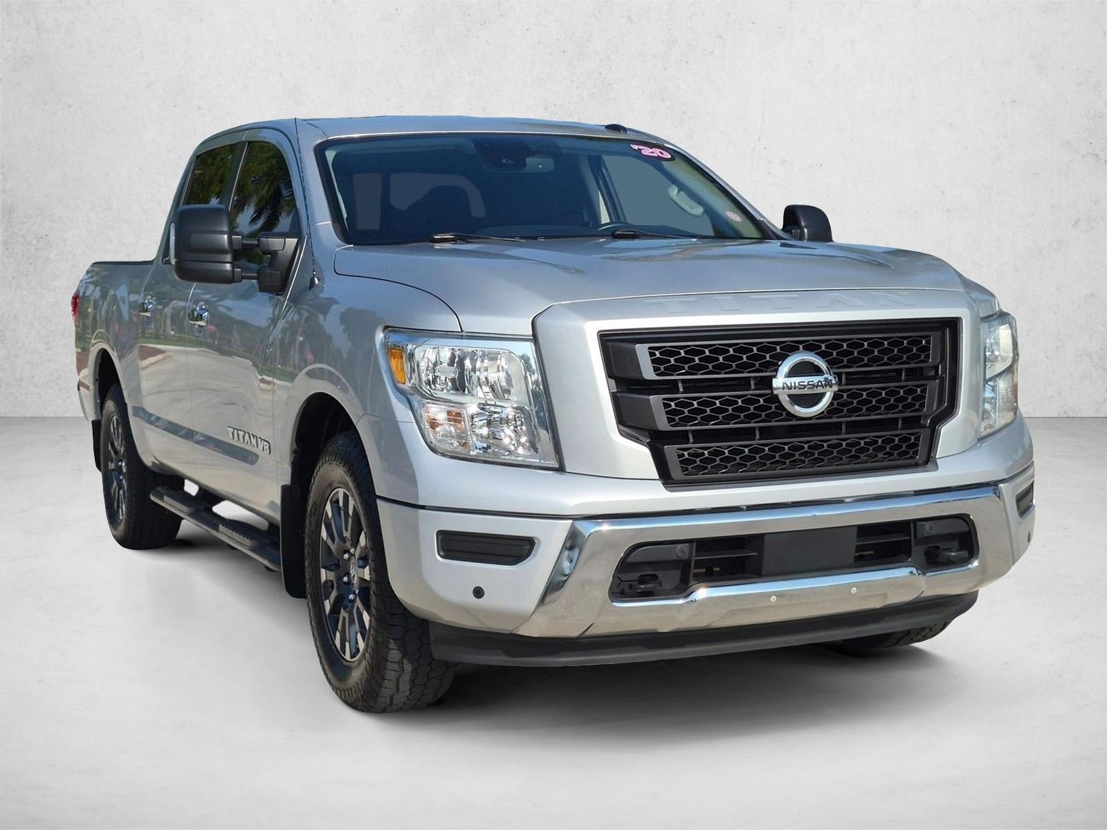 2020 Nissan Titan 4x4 Crew Cab SV