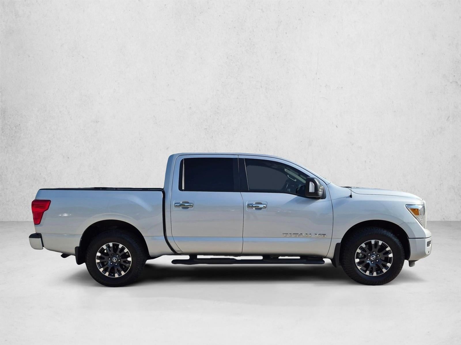 2020 Nissan Titan 4x4 Crew Cab SV