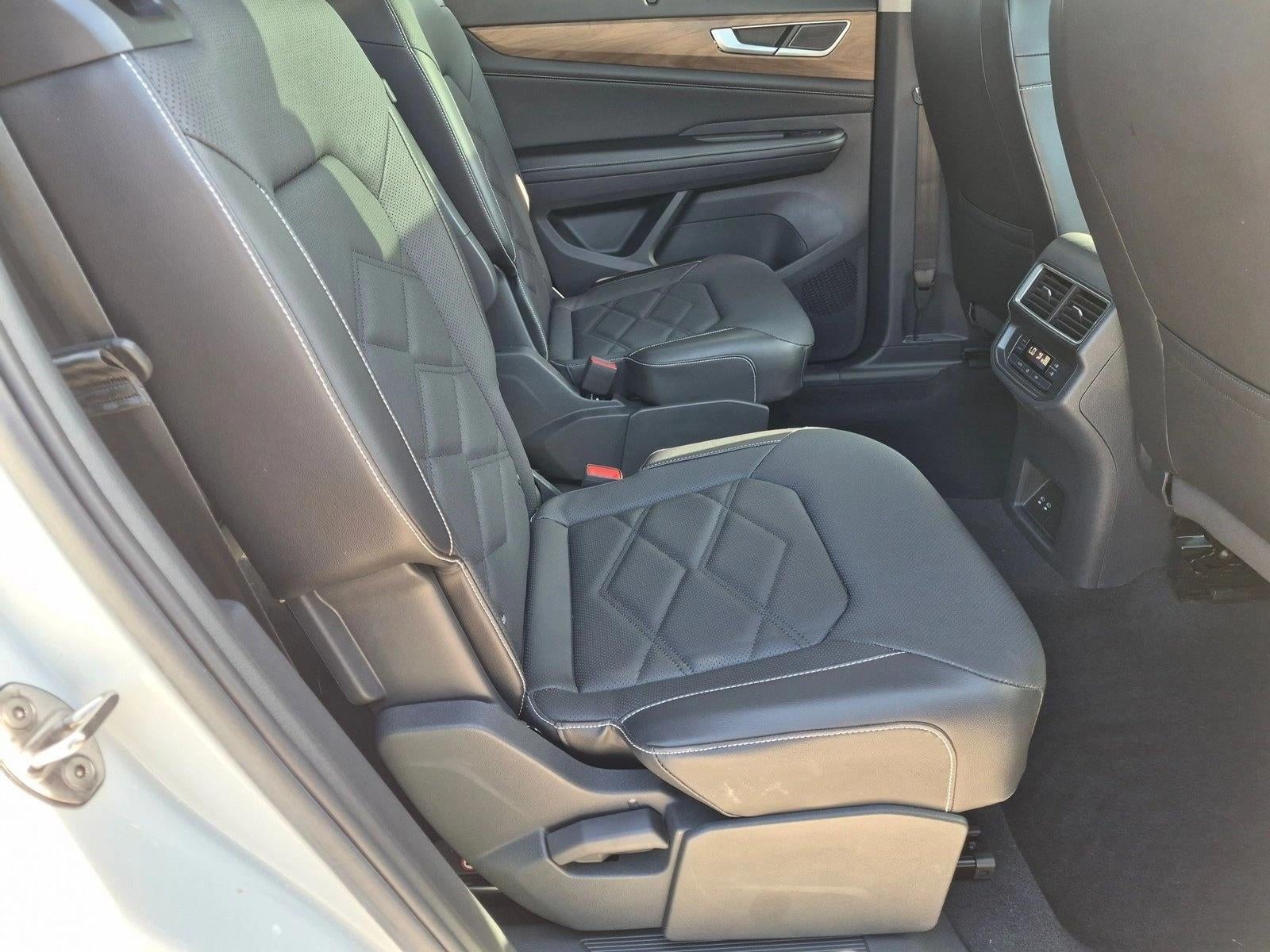 2024 Volkswagen Atlas 2.0T SE w/Technology FWD