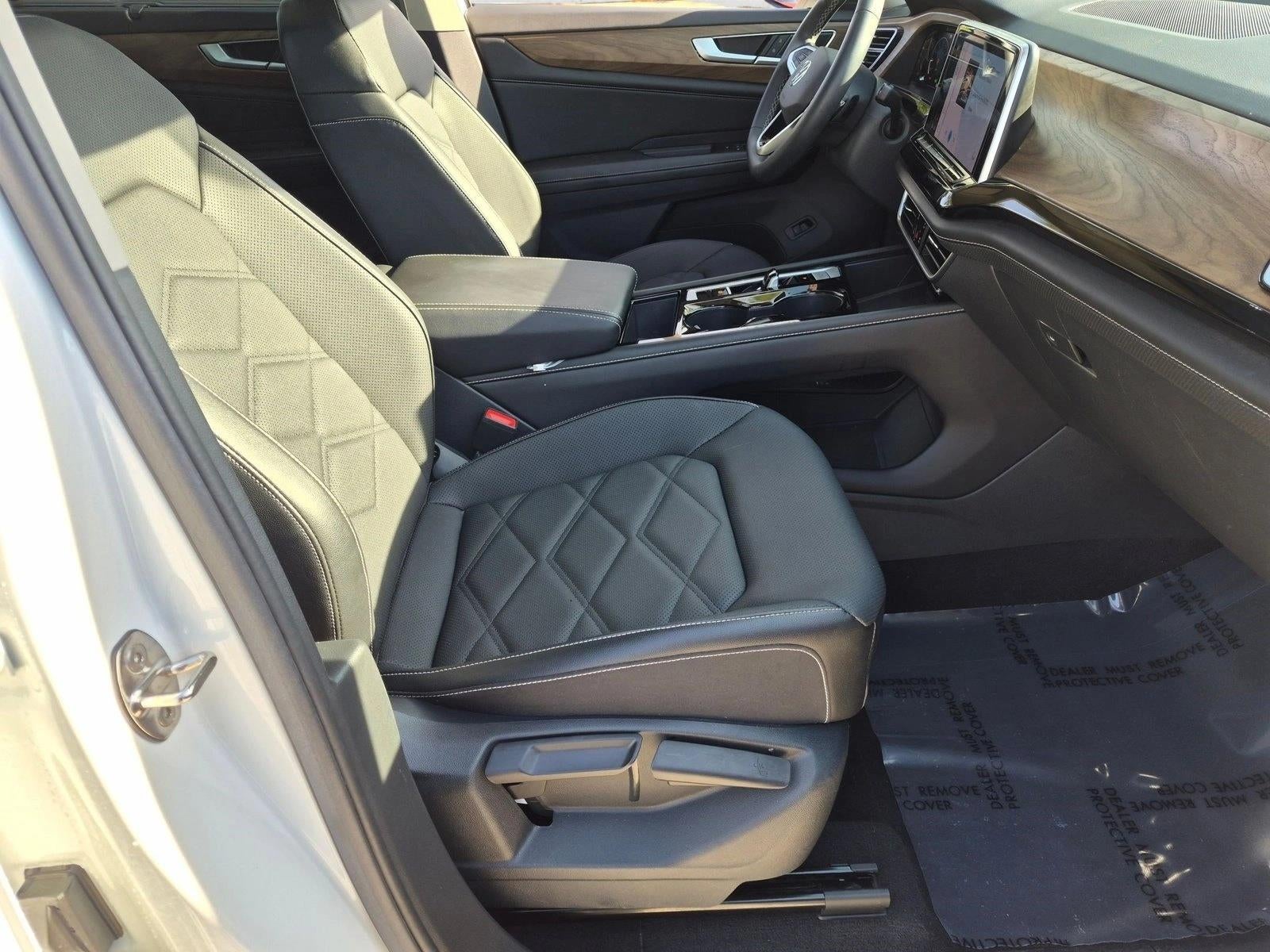 2024 Volkswagen Atlas 2.0T SE w/Technology FWD