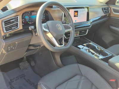 2024 Volkswagen Atlas 2.0T SE w/Technology FWD
