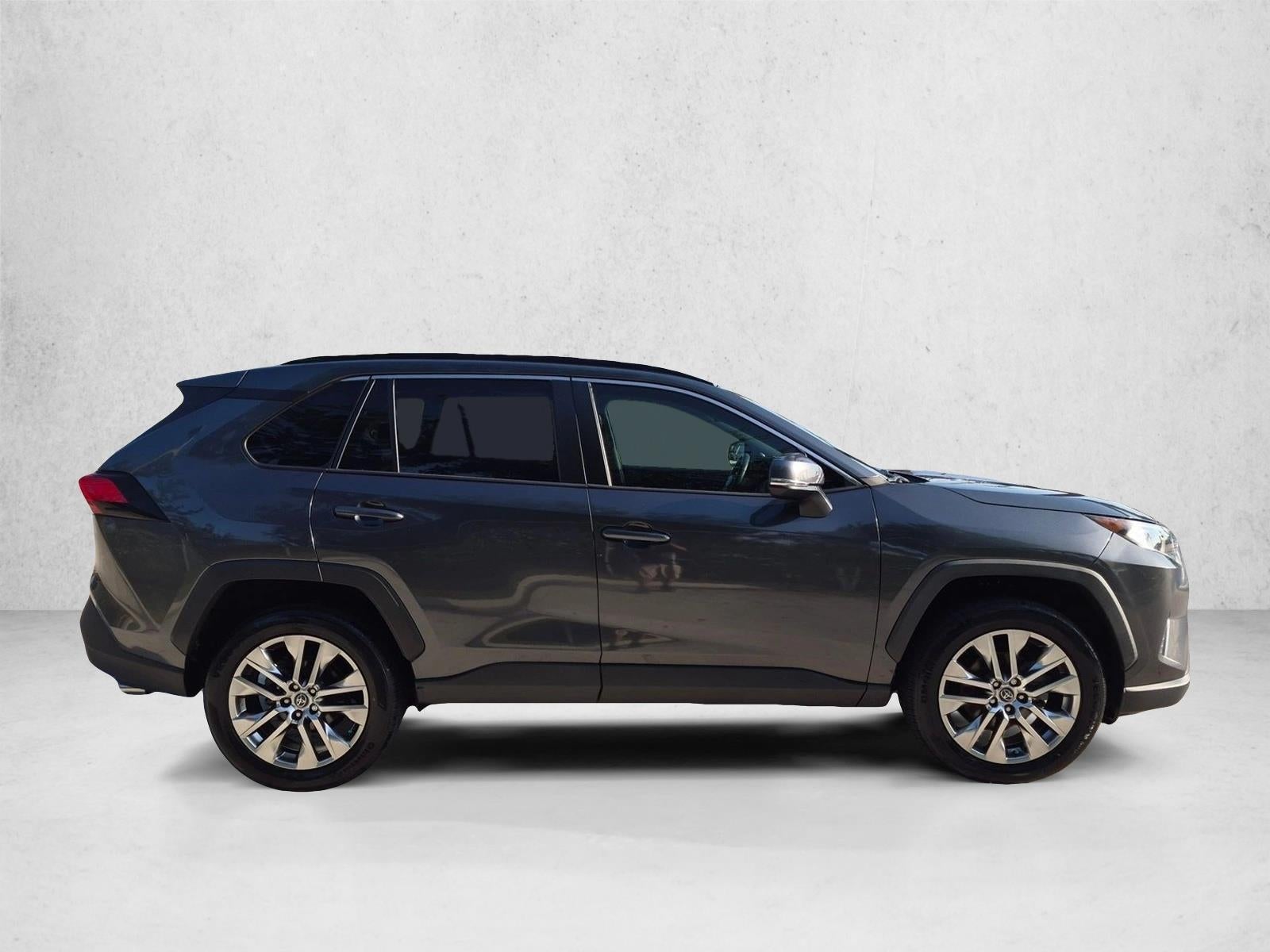 2020 Toyota RAV4 XLE Premium FWD (Natl)