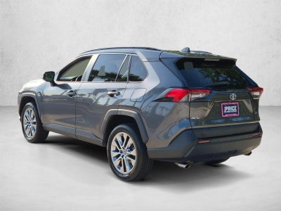 2020 Toyota RAV4 XLE Premium FWD (Natl)