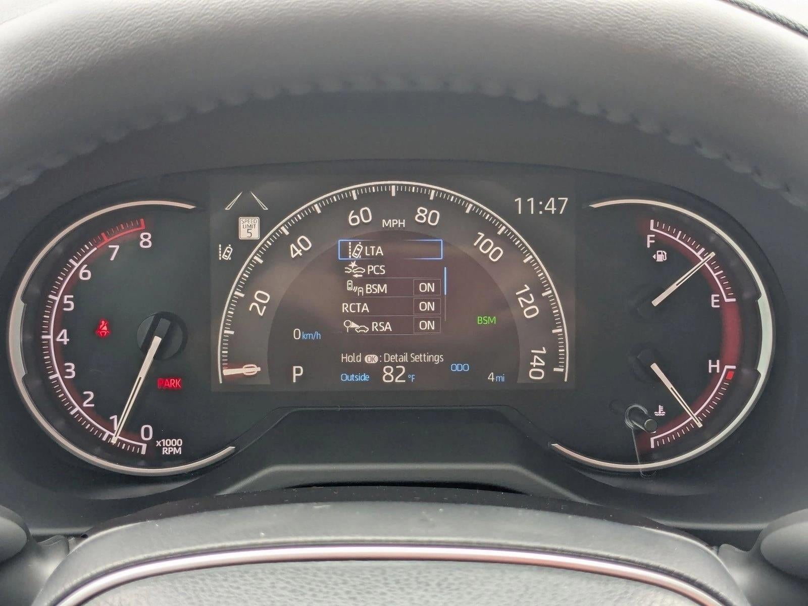 2025 Toyota RAV4 XLE Premium FWD (Natl)