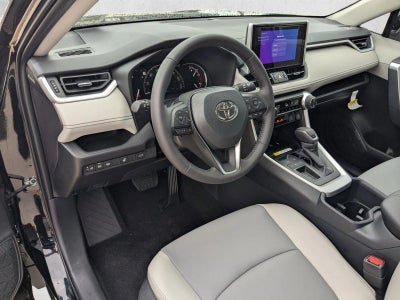 2025 Toyota RAV4 XLE Premium FWD (Natl)